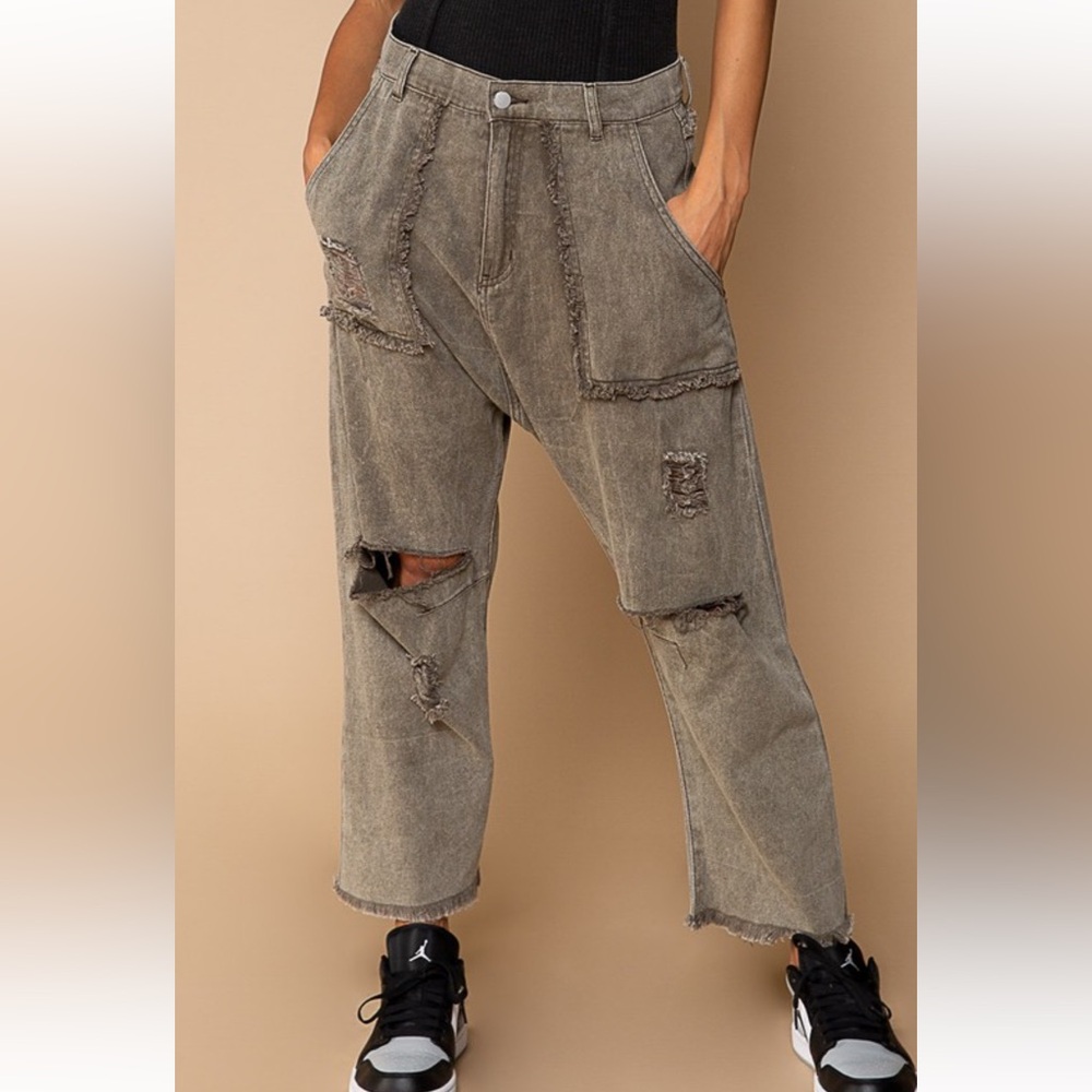 *NWOT* POL Grey Distressed Ripped Jeans Sz Large